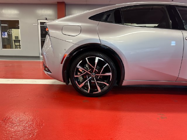 Certified 2024 Toyota Prius Prime Premium w/ Advanced Technology Package FWD image 29
