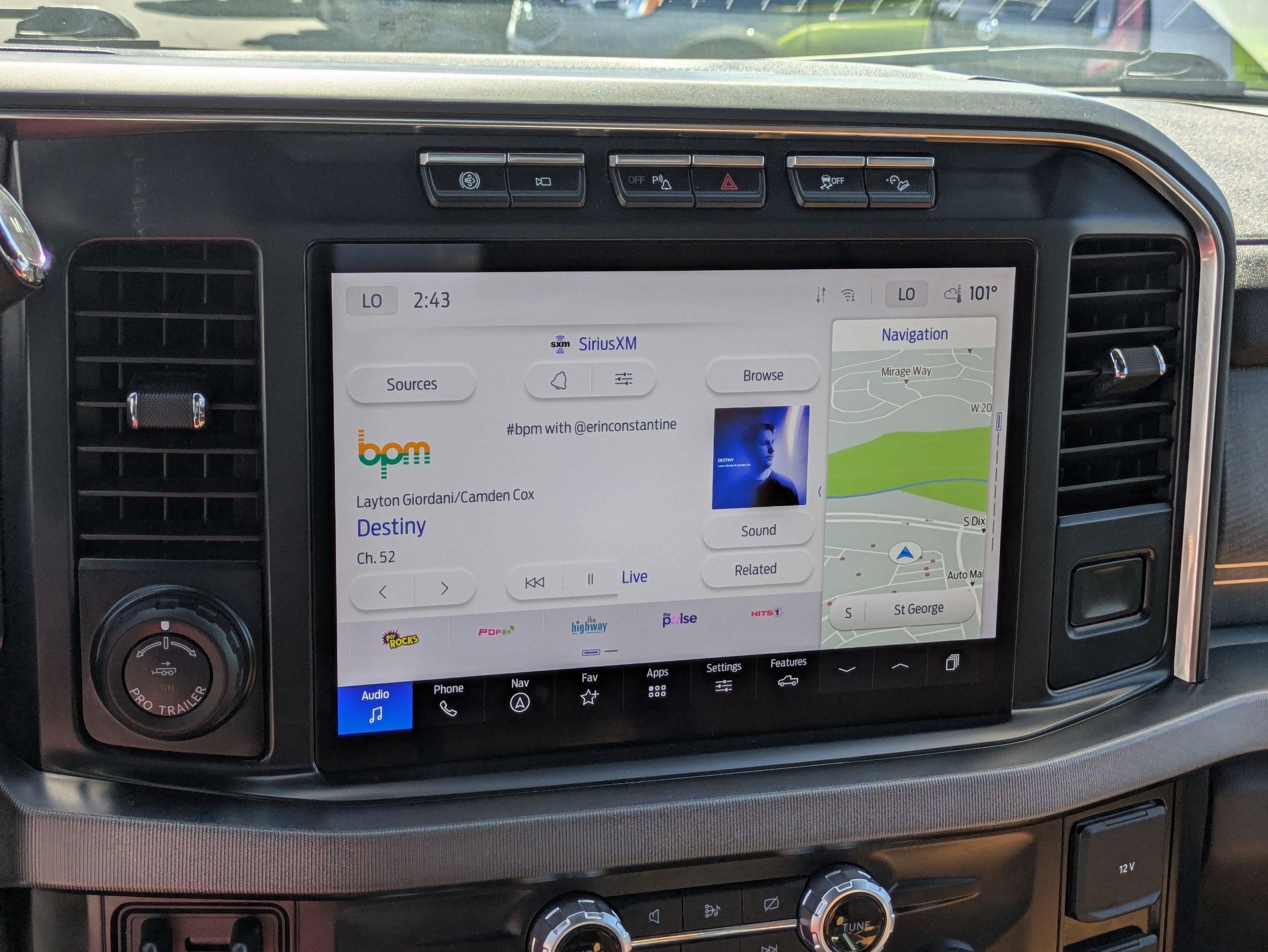 Used 2023 Ford F250 Platinum w/ FX4 Off-Road Package image 23