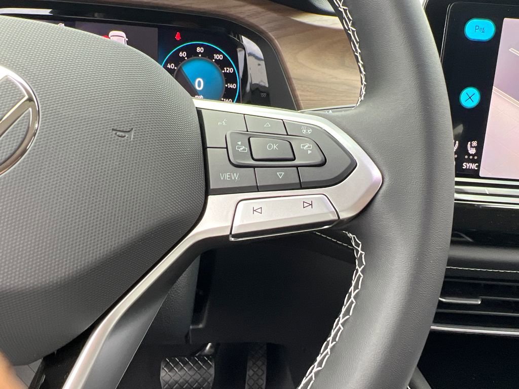 New 2026 Volkswagen Atlas SE image 28