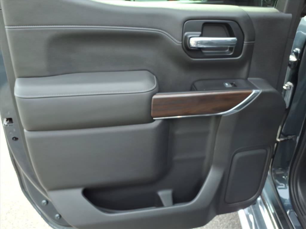 Used 2019 GMC Sierra 1500 SLT w/ SLT Premium Package AWD/4WD image 19
