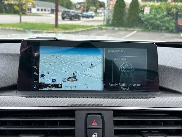 Used 2017 BMW M4 Convertible RWD image 26