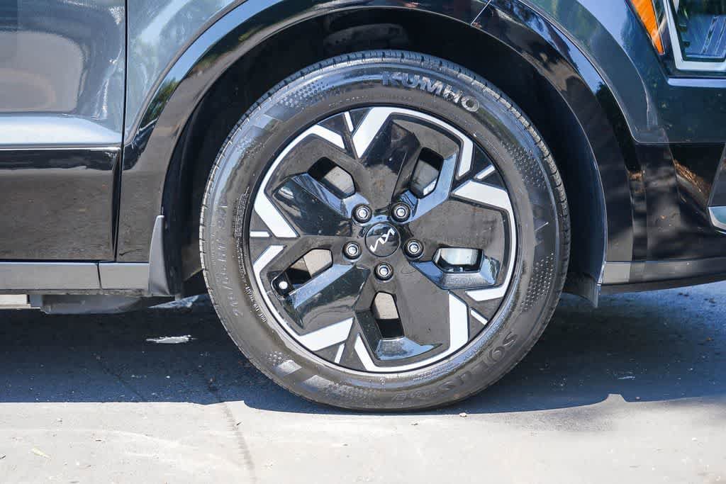 Used 2023 Kia Niro Wind FWD image 9