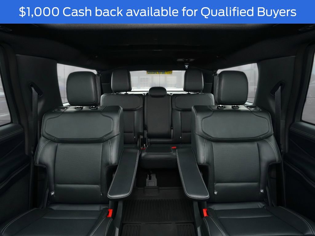 New 2025 Ford Expedition Max Platinum w/ Stealth Performance Package image 31