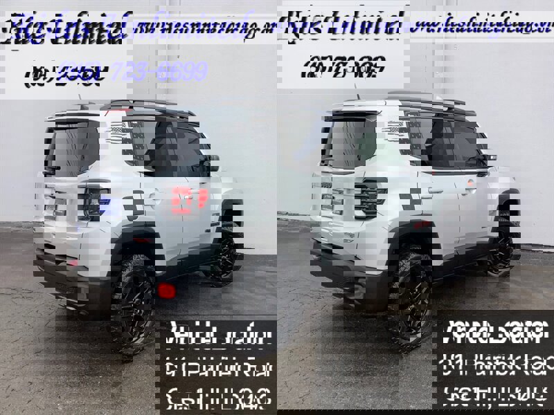 Used 2018 Jeep Renegade Trailhawk AWD/4WD image 8