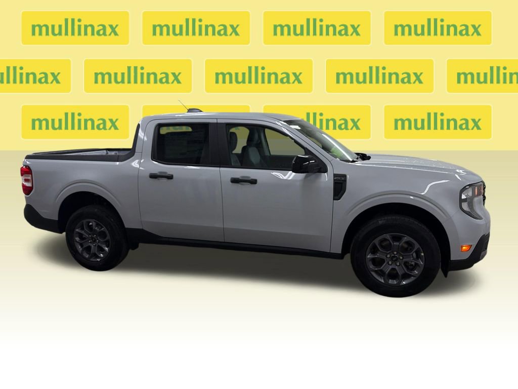 New 2026 Ford Maverick XLT w/ XLT Luxury Package FWD image 2
