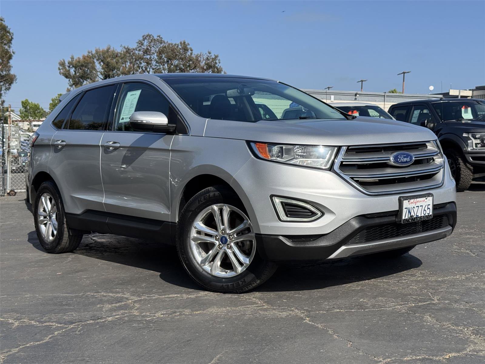 Used 2015 Ford Edge SEL w/ Equipment Group 201A FWD image 2