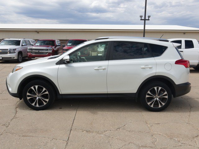 Used 2015 Toyota RAV4 Limited AWD/4WD image 3