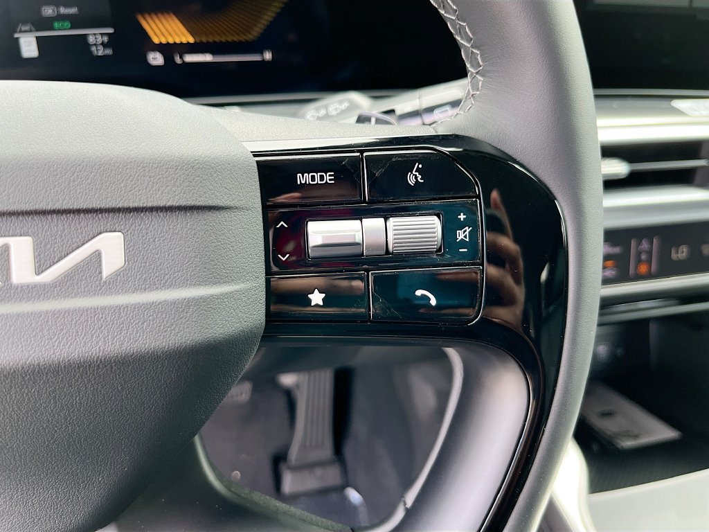 New 2026 Kia Sorento EX w/ EX Premium Package FWD image 19