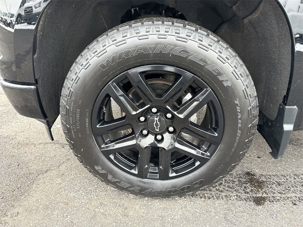 Used 2022 Chevrolet Silverado 1500 Custom image 10