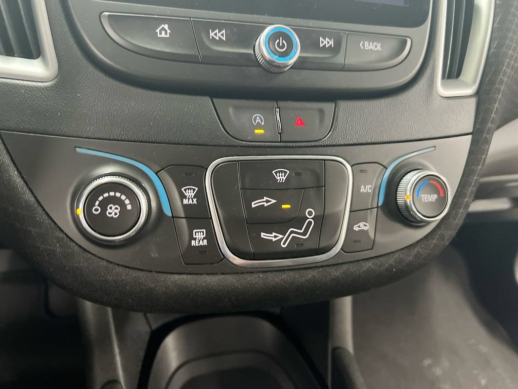 Used 2024 Chevrolet Malibu RS FWD image 16