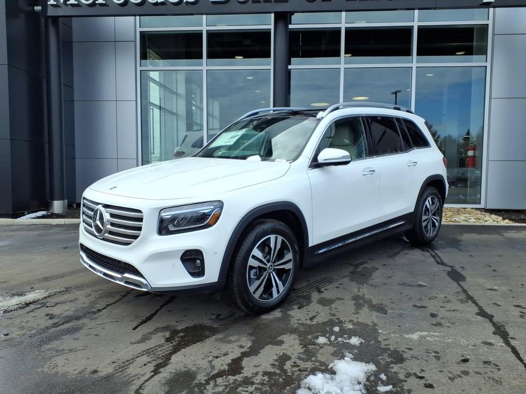 New 2026 Mercedes-Benz GLB 250 4MATIC image 2