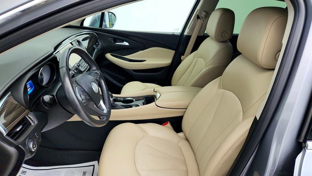 Used 2019 Buick Envision Preferred FWD image 18