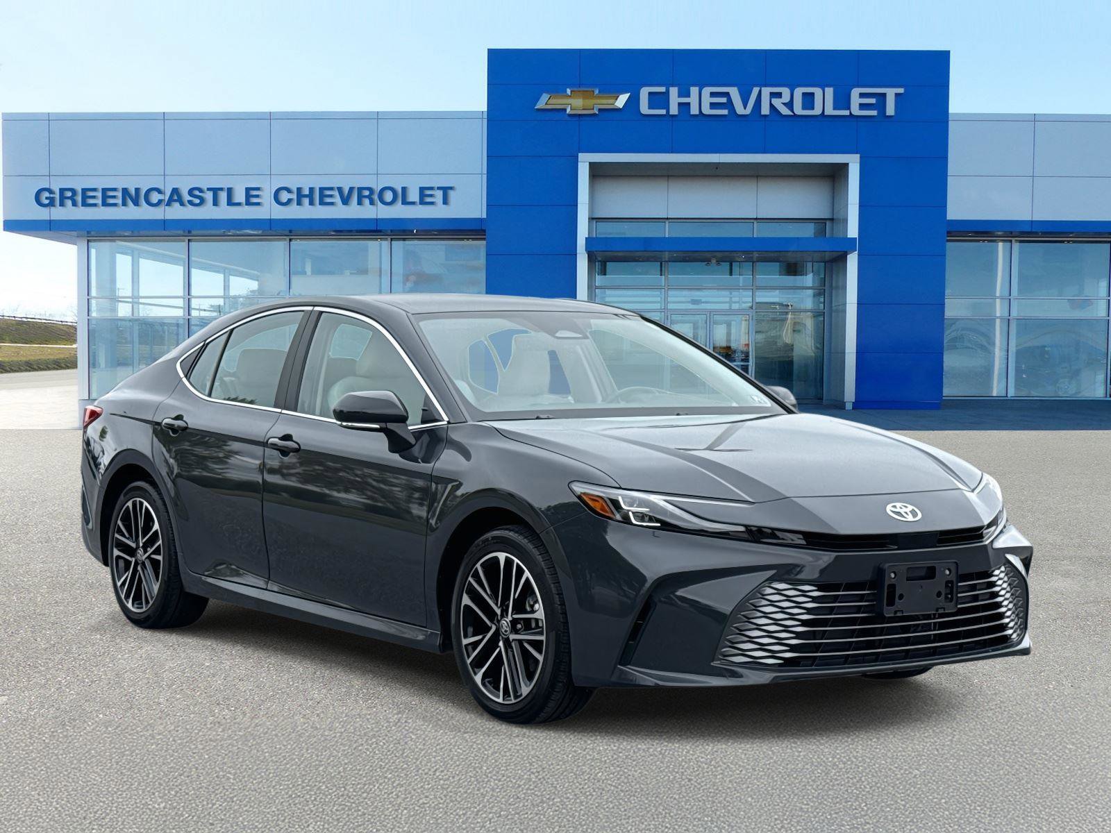 Used 2025 Toyota Camry XLE