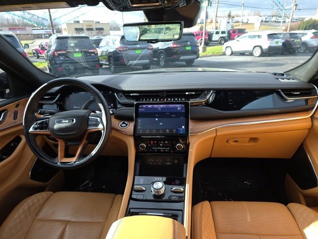 Used 2024 Jeep Grand Cherokee L Summit image 59