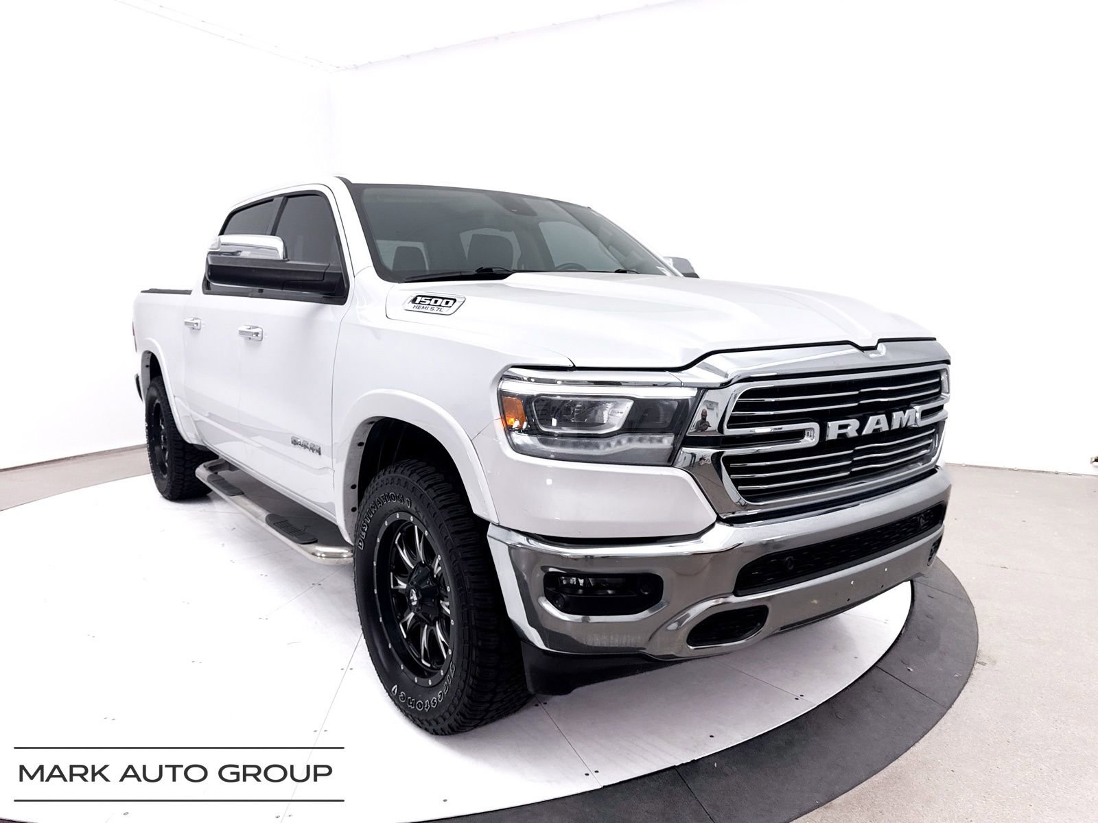 Used 2020 RAM 1500 Laramie AWD/4WD video 1