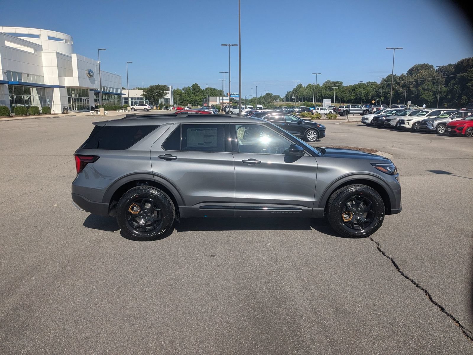 New 2026 Ford Explorer Tremor w/ Tremor Ultimate Package AWD/4WD image 2