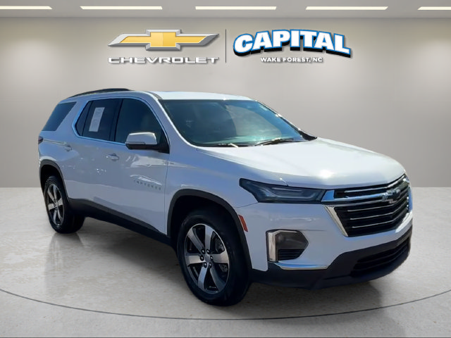 Used 2023 Chevrolet Traverse LT w/ LT Premium Package FWD image 8