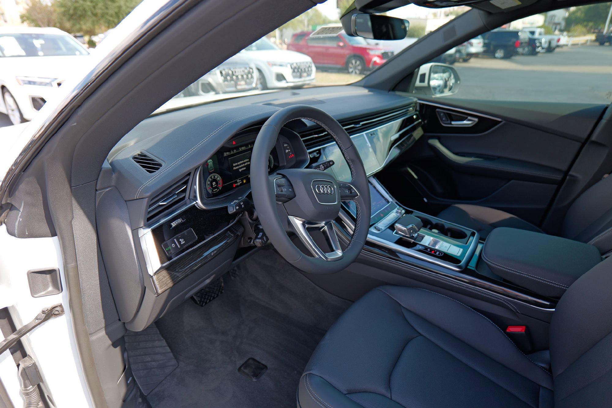 New 2025 Audi Q8 Premium Plus image 12