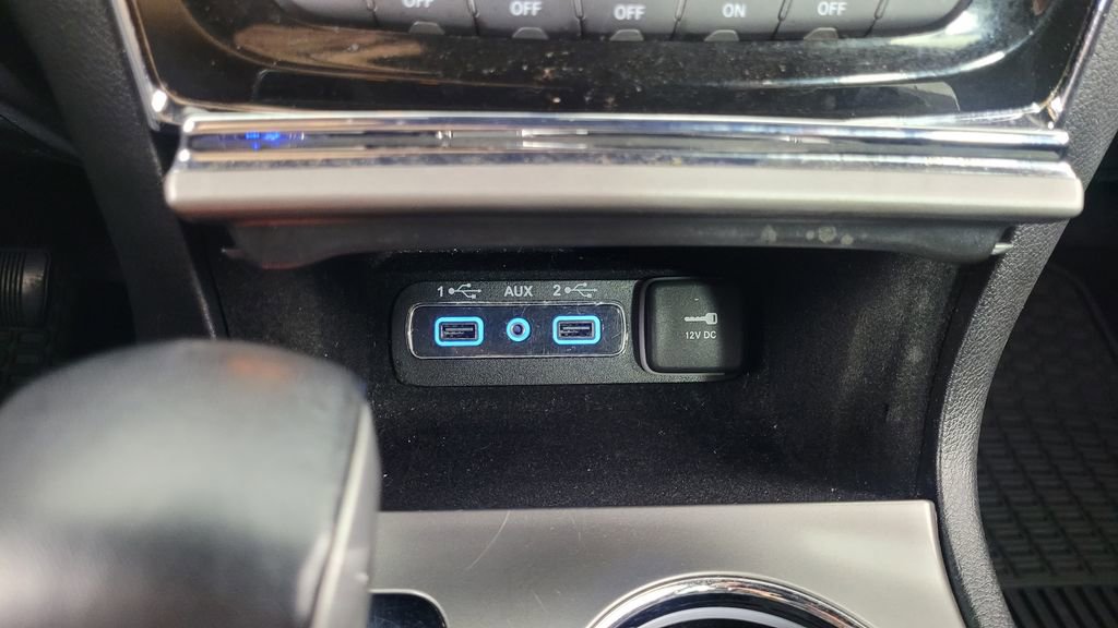 Used 2022 Jeep Grand Cherokee Laredo X image 29