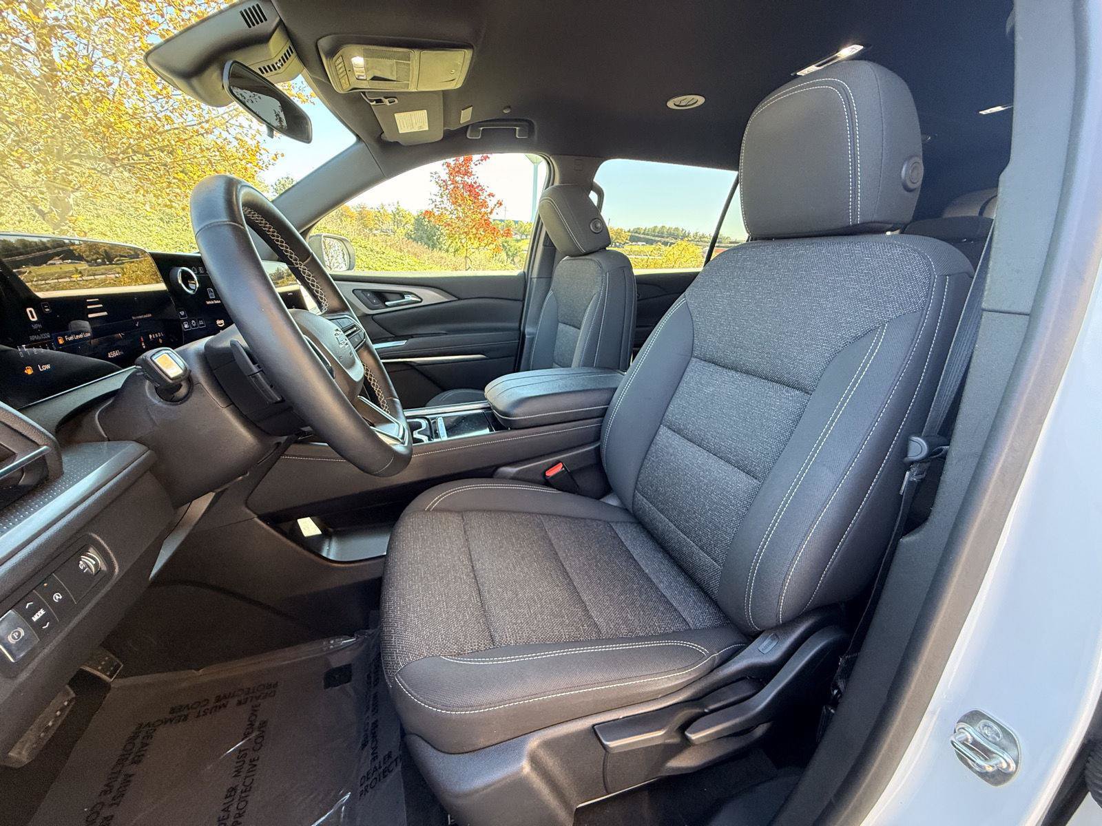 Used 2024 Chevrolet Traverse LS w/ Midnight/Sport Edition FWD image 13