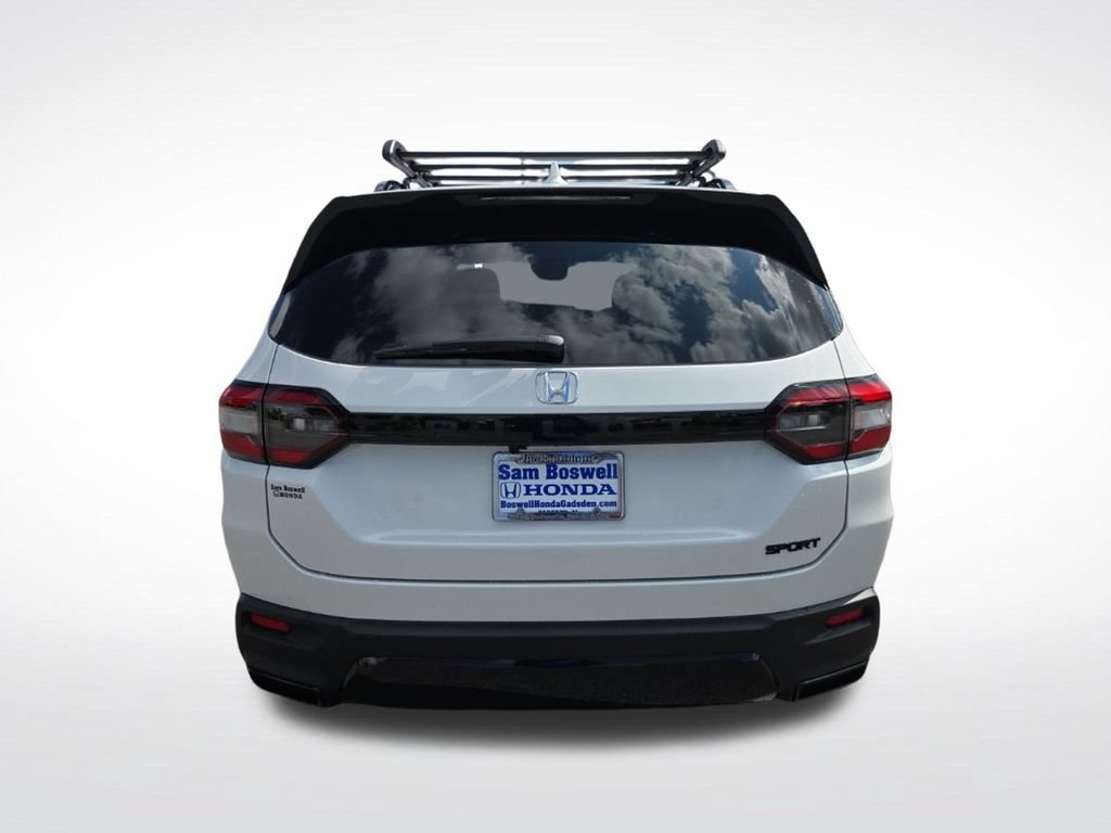 New 2026 Honda Pilot Sport image 5