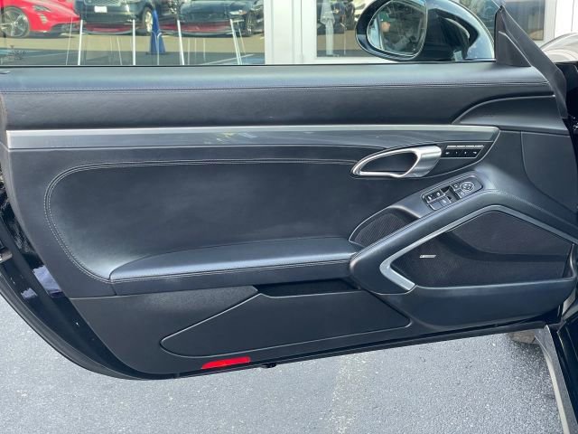 Used 2014 Porsche 911 Turbo image 19