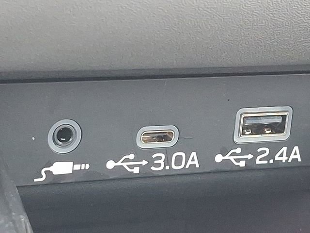 Certified 2025 Subaru Outback Premium image 26