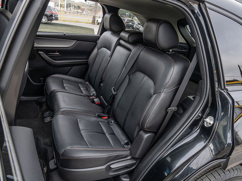 Used 2025 MAZDA CX-70 3.3 Turbo w/ Preferred Package image 17