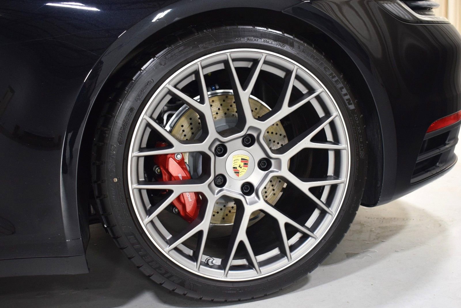 Used 2024 Porsche 911 Carrera 4S AWD/4WD image 8