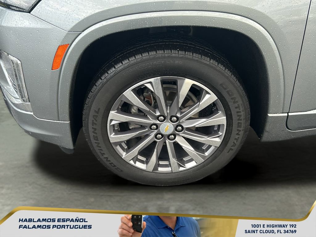 Used 2023 Chevrolet Traverse Premier w/ LPO, Cargo Package image 39