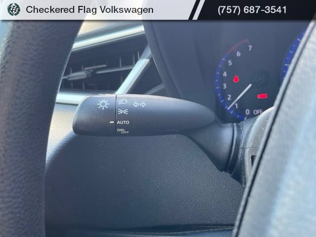 Used 2022 Toyota Corolla LE FWD image 36