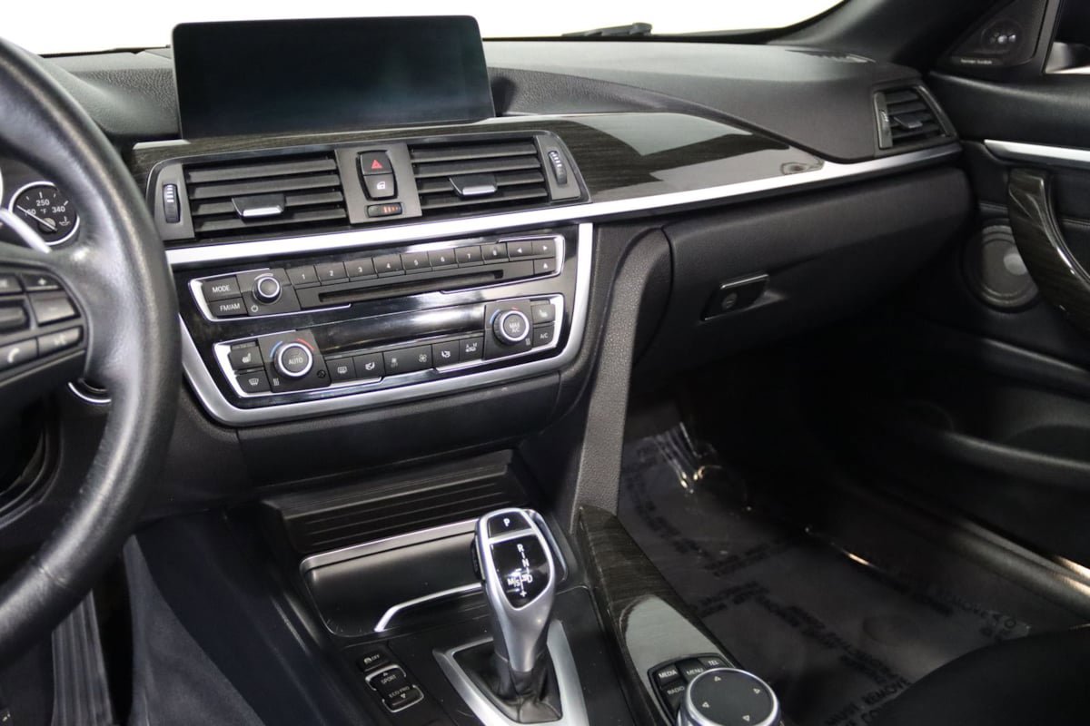 Used 2016 BMW 428i xDrive Convertible AWD/4WD image 47