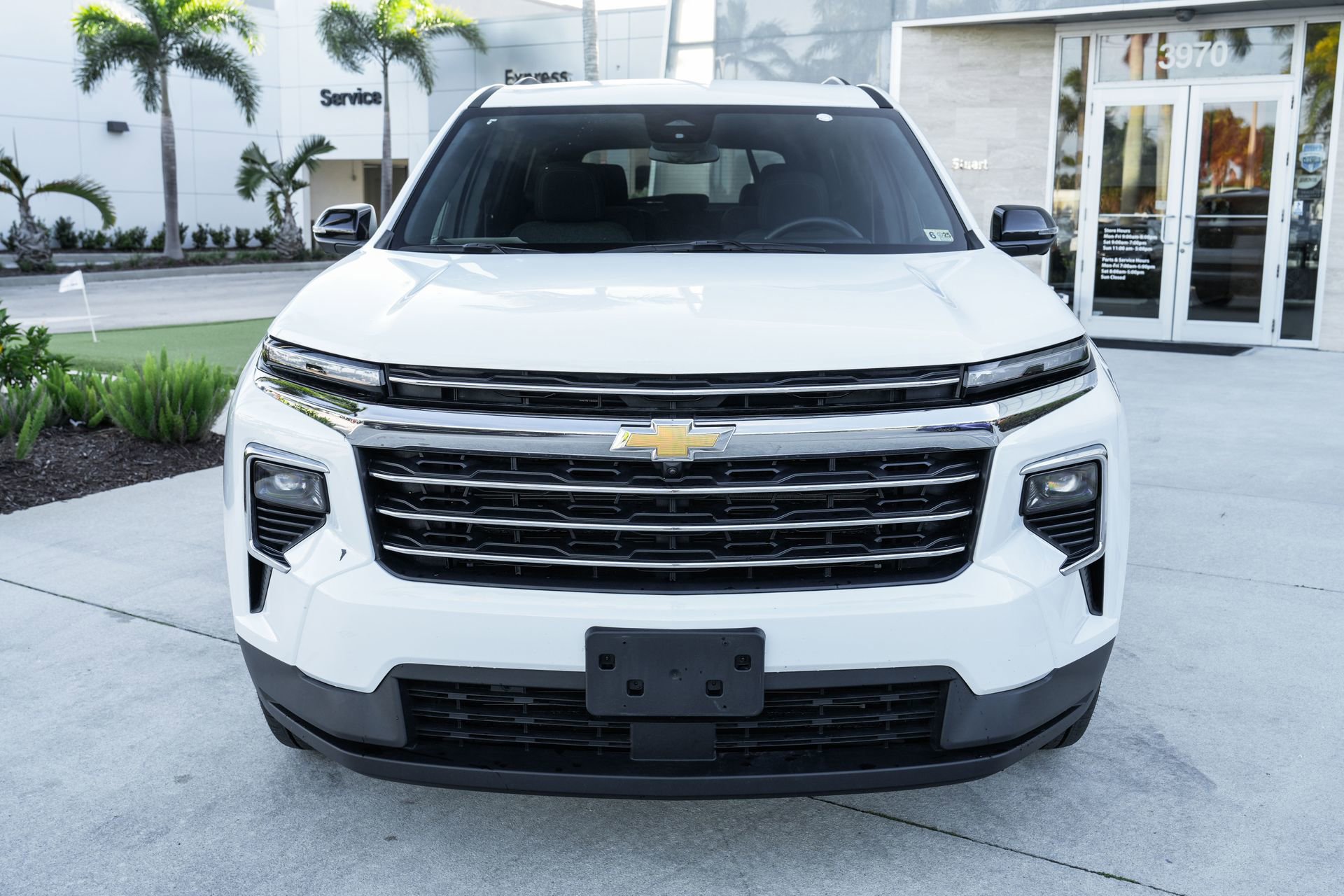 Used 2024 Chevrolet Traverse LT image 4