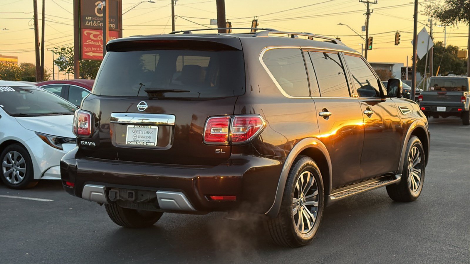 Used 2017 Nissan Armada SL RWD image 3