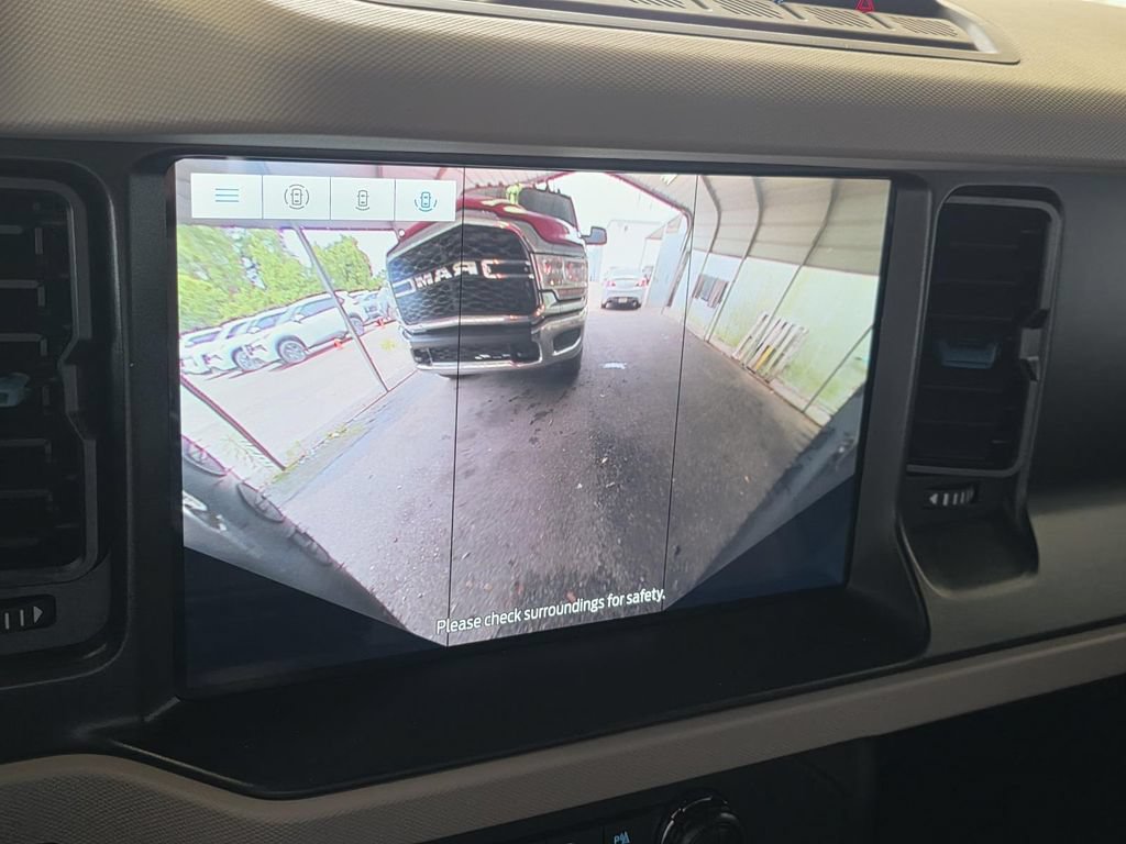 Used 2022 Ford Bronco Wildtrak AWD/4WD image 17