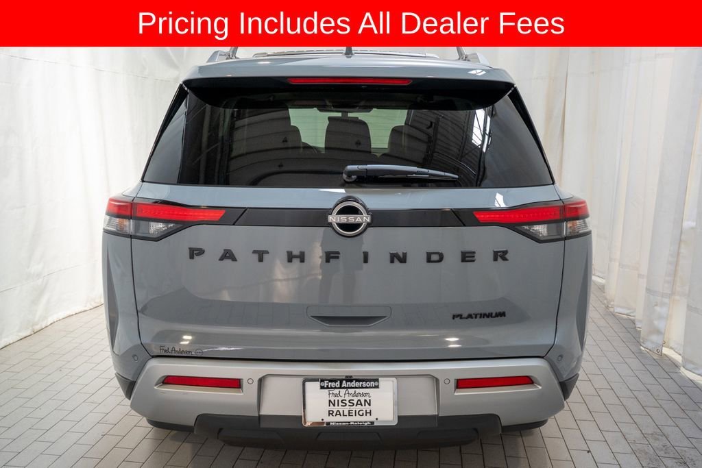 Certified 2023 Nissan Pathfinder Platinum FWD image 4