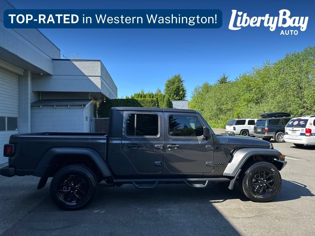 Used 2023 Jeep Gladiator Sport AWD/4WD image 8