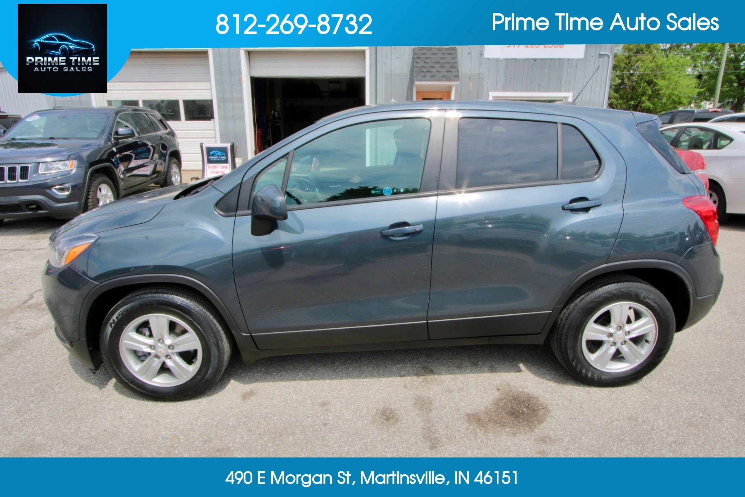 Used 2021 Chevrolet Trax LS w/ Tint and Cruise Package FWD image 3