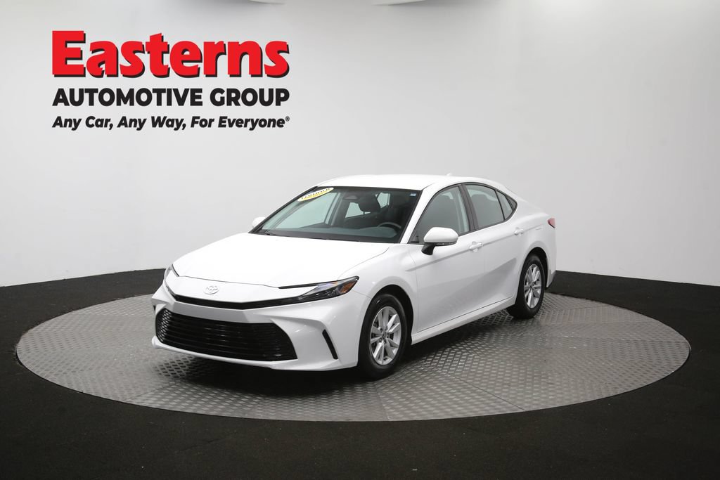 Used 2025 Toyota Camry LE FWD image 53