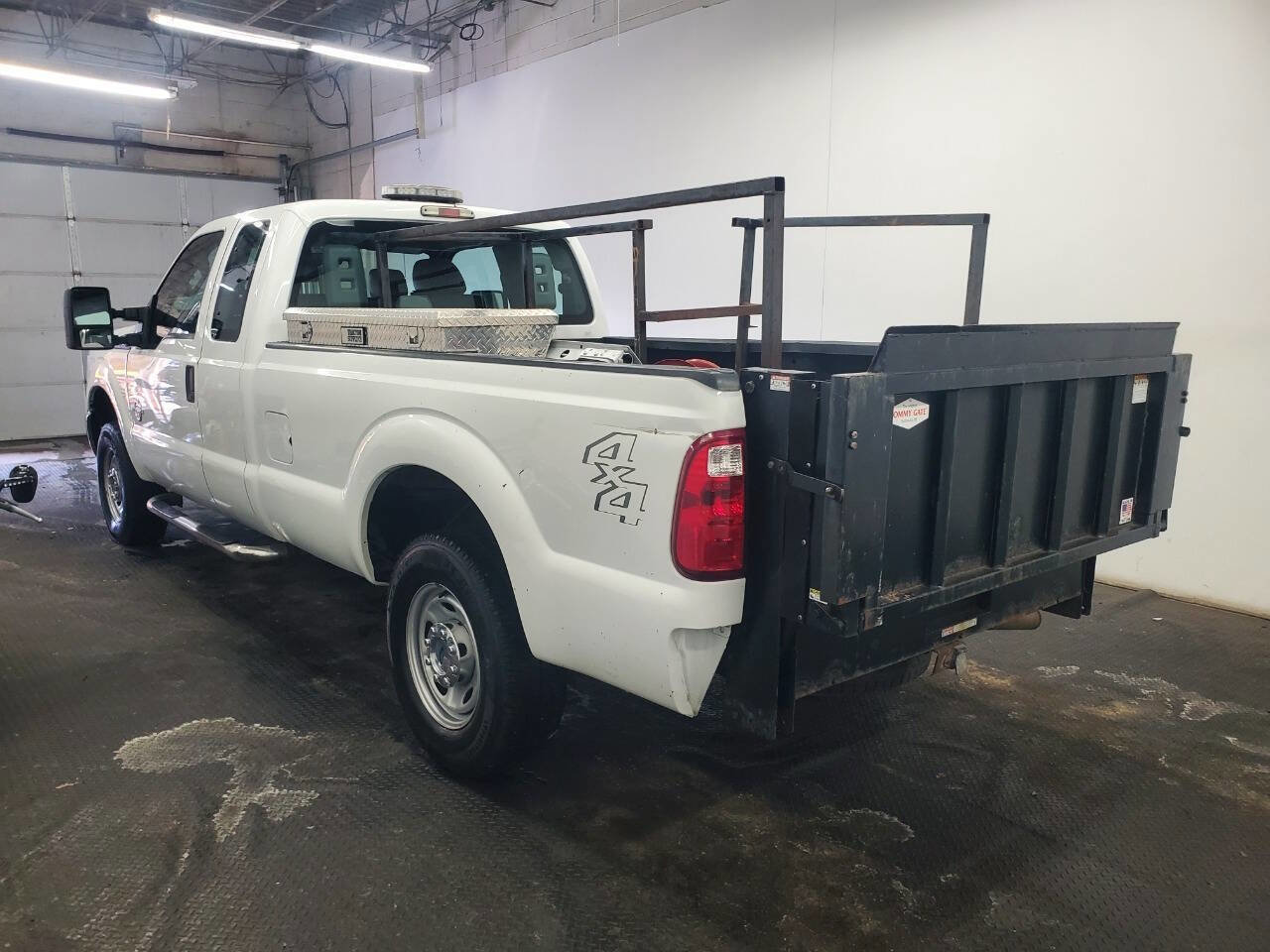 Used 2014 Ford F250 XL w/ XL Value Package image 4