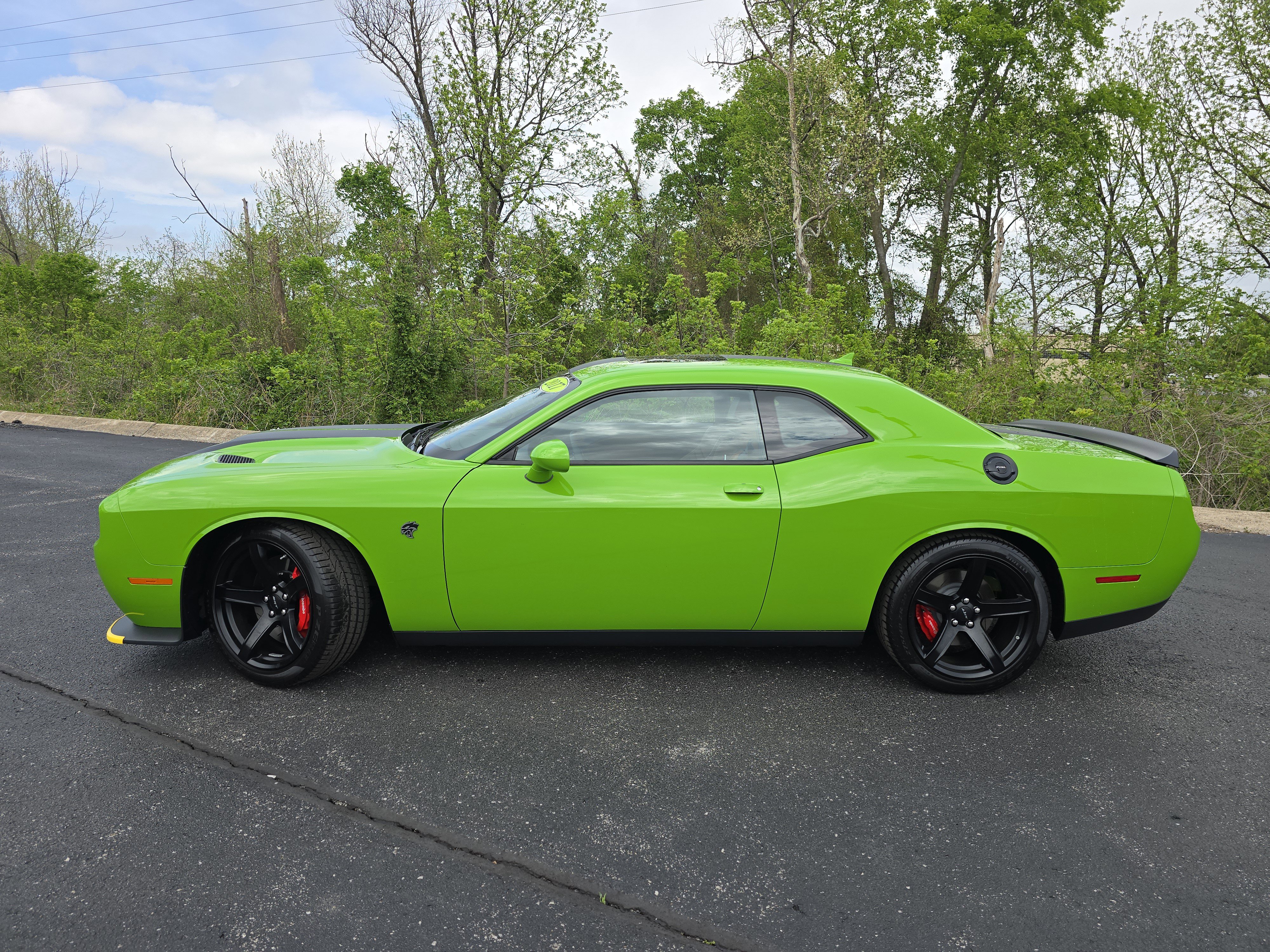 Used 2017 Dodge Challenger SRT Hellcat image 21