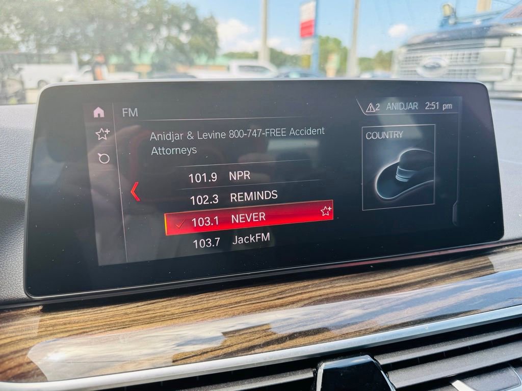 Used 2019 BMW 530i RWD image 19
