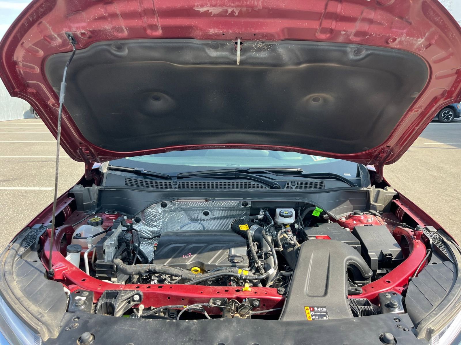 Used 2025 Chevrolet Trax LT FWD image 32