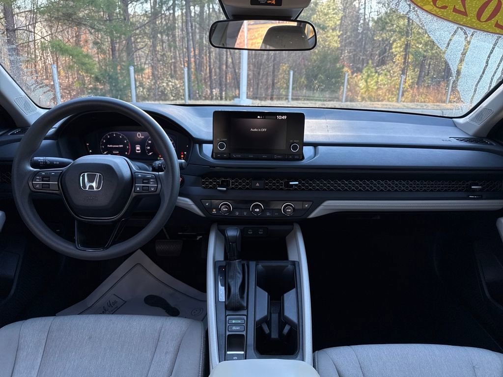 Used 2023 Honda Accord EX image 16