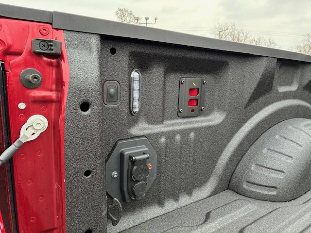 Used 2025 Ford F250 Platinum image 13
