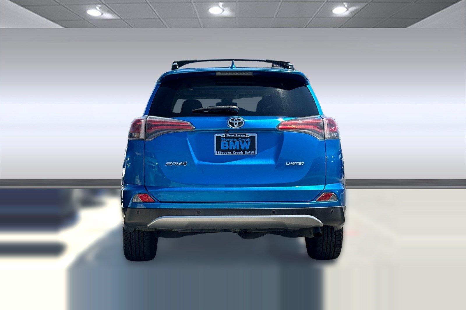 Used 2017 Toyota RAV4 Limited w/ Advanced Technology Package FWD image 9