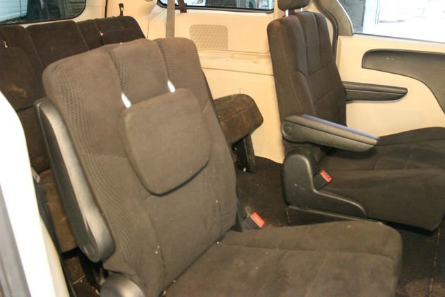 Used 2012 Dodge Grand Caravan SE FWD image 13