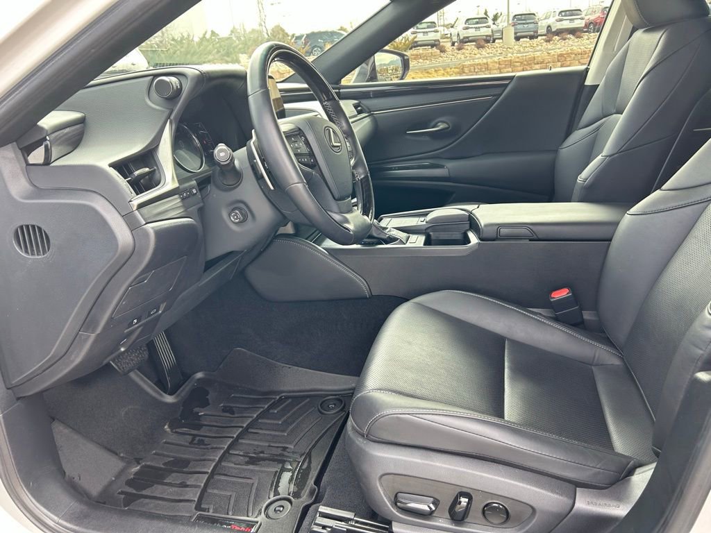 Used 2019 Lexus ES 350 350 w/ Premium Package image 25