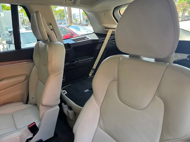 Used 2021 Volvo XC90 T8 Inscription w/ Advanced Package AWD/4WD image 10