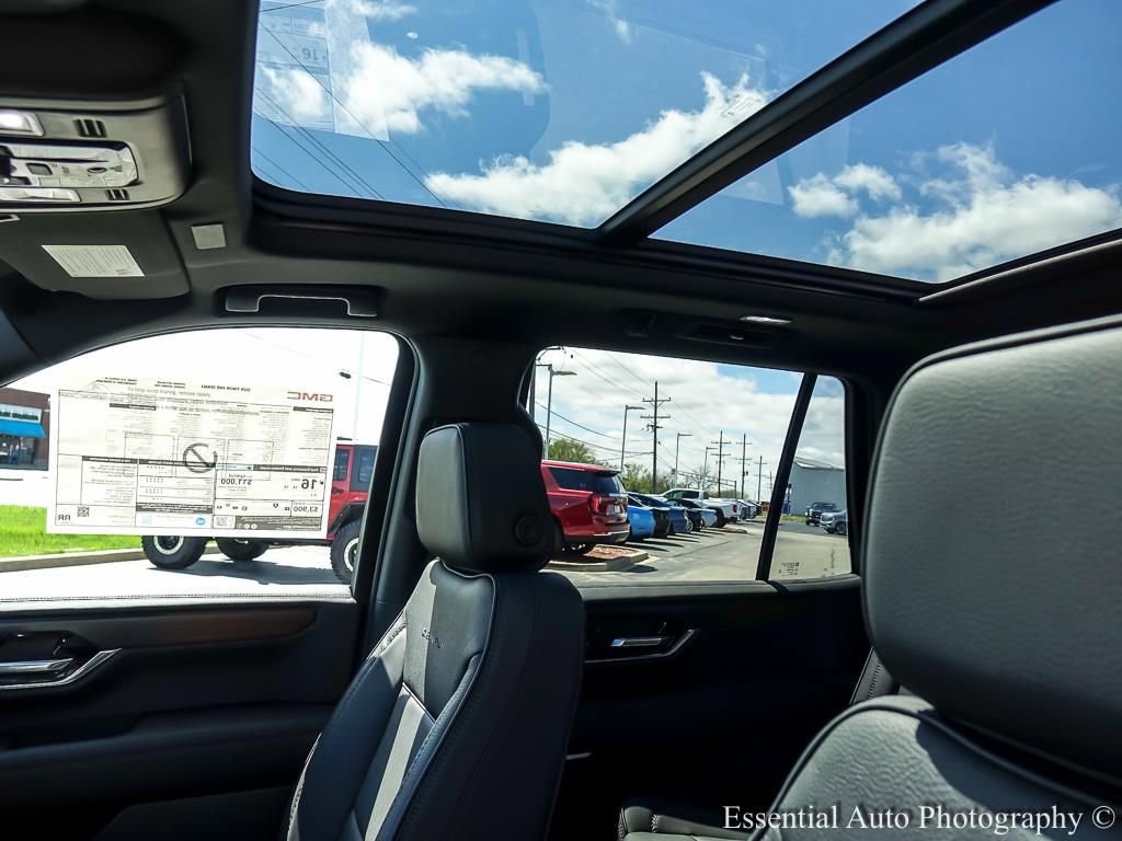 New 2026 GMC Yukon Denali w/ Sun & Power Step Package AWD/4WD image 11